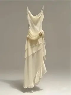 白ワンピースドレス