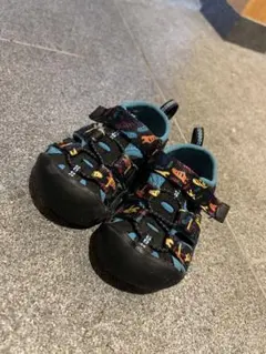 keen サンダル