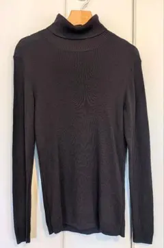 無印良品リブタートルネックニット