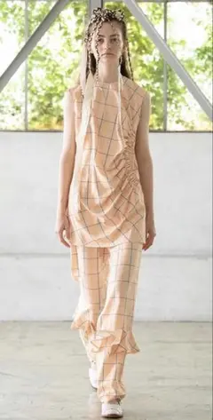 新品 ミントデザインズ mintdesigns パンツ ダグ付 自宅試着のみ