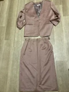 ウール100%VINVERT ピンク スカートセットアップ