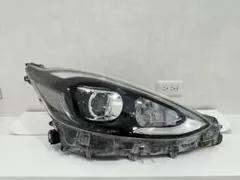 トヨタアクア　10系左ヘッドランプユニット　 品番：81106-52M40 トヨタアクア 10系左ヘッドランプユニット 品番：81106-52M40 - メルカリ