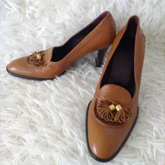 2026年最新】トッズ tod's パンプスの人気アイテム - メルカリ