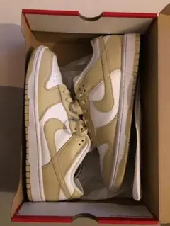 Nike Dunk Low ベージュ/ホワイト