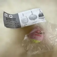 すみっコぐらし ふしぎなおともだち あつめてつなげてフィギュアチャーム ぺんぎん