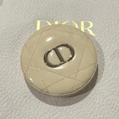 Dior ディオールスキン フォーエヴァー クチュール ルミナイザー 02