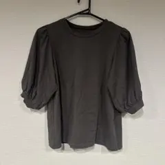 パフスリーブ カットソー ダークグレー ミスティウーマン　Tシャツ　新品未使用のサムネイル