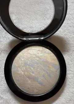 Item thumbnail for item 58829678-25c0-4262-8adc-02e45c628097