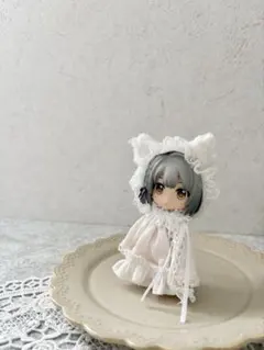 ねんどろいどどーる オビツ11 ポップマートブライス サイズ 白猫ワンピースのサムネイル