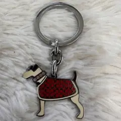 新品未使用】COACH プードル 犬 キーホルダー ピンク - メルカリ