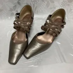 マドラス　フォーマルパンプス　22.5cmのサムネイル