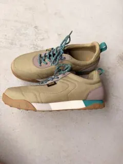 Teva スニーカー ベージュ 22.5cmのサムネイル