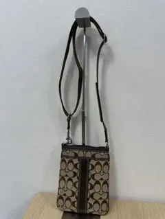 COACH シグネチャー柄　ショルダーバッグ