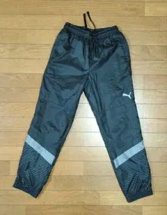 Puma ブラック ウインドブレーカーパンツ