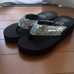 新品！　スパンコール付き　ビーチサンダル♪