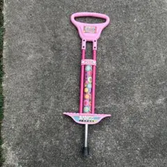 ピンクのホッピングトイ カラフルドット