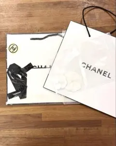 CHANEL ショッパー2枚 プレゼント用に最適 未開封あり、リボン、カメリア付
