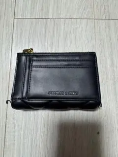 Charles & Keith 二つ折財布