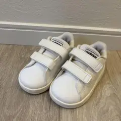 adidas ベビーシューズ ホワイト ベルト付き