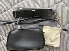 LASIEM ブラック ショルダーバッグ