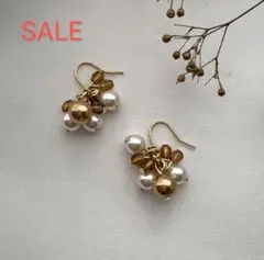 (383)ハンドメイドアクセサリー　ゴールドピアス