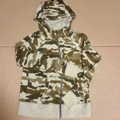 フード付きパーカー トップス