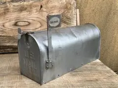 カンポスト 金属製郵便受け 中古家具 アメリカ製 シルバー かまぼこ型