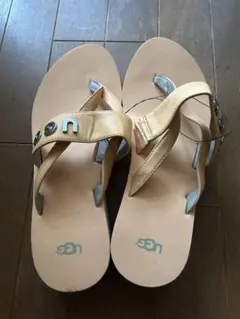 UGG ベージュ フリップフロップサンダル