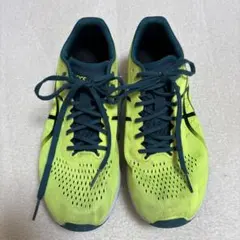アシックス　陸上シューズ
