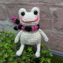 あみぐるみ☆カラフルなカエル(アイボリー)