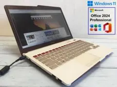 富士通 Floral Kiss CH75 13型HD液晶 おしゃれなノートPC①のサムネイル