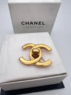 Item thumbnail for item 62256886-6d4d-488d-a1d2-974b4010d68f