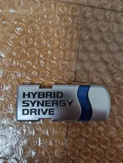 トヨタ ヤリス前期 HYBRID SYNERGY DRIVE エンブレム リア用