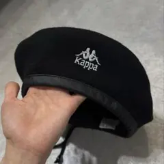 kappa ブラック　黒　ベレー帽