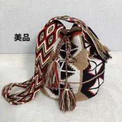 【美品】Wayu Bag ワユーバッグ　ショルダーバッグ　タッセルのサムネイル