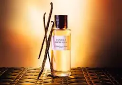 CHRISTIAN DIOR VANILLA DIORAMA 香水のサムネイル
