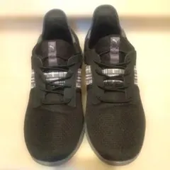 PUMA スニーカー ブラック チェック柄のサムネイル