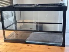 爬虫類 飼育ケージ 60cm幅 飼育セット ヒーターLED照明 ファン 温度計付のサムネイル