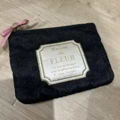 Maison de FLEUR ミニポーチ
