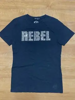 Top Rebel ブラック Tシャツ 48のサムネイル