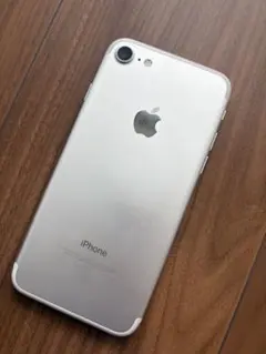 iPhone7 シルバー 128GB SIMフリー 充電100%