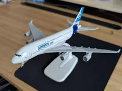 箱無し エア・アスタナ 1/400 P4-MAS - メルカリ
