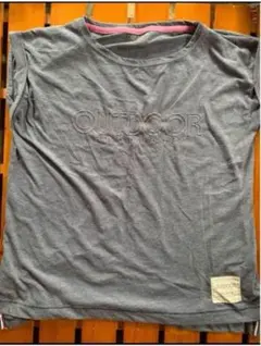 OUT DOOR レディースグレーTシャツ　Mサイズ　着用済み　古着のサムネイル