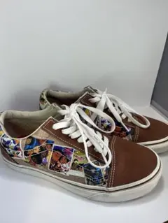 100周年限定コラボ　ディズニー×VANSスニーカー　ウィメンズ