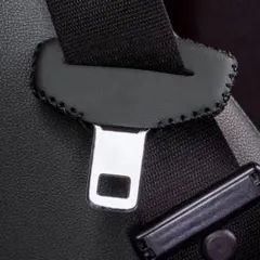 2点セットシートベルトバックルカバー レザー 傷汚れ防止 保護 シンプル 黒