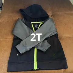 フード付き パーカー　ブラック　ポリエステル