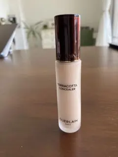 お薦めGuerlain Terracotta Concealer 2N 15mlのサムネイル