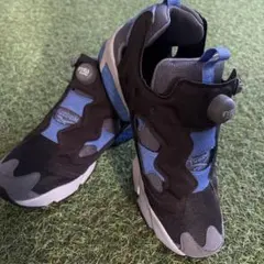 Reebok インスタポンプ スニーカー ブラック/ブルー