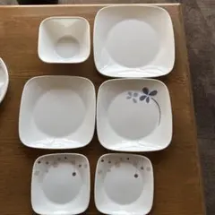 陶磁器の花柄皿セット 6枚