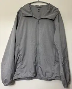 UNIQLO・ユニクロ　ポケッタブルパーカー　サイズ　Ｌ　グレー